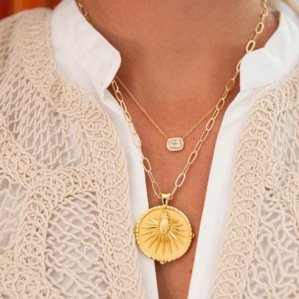 Meet your Posher, Liz